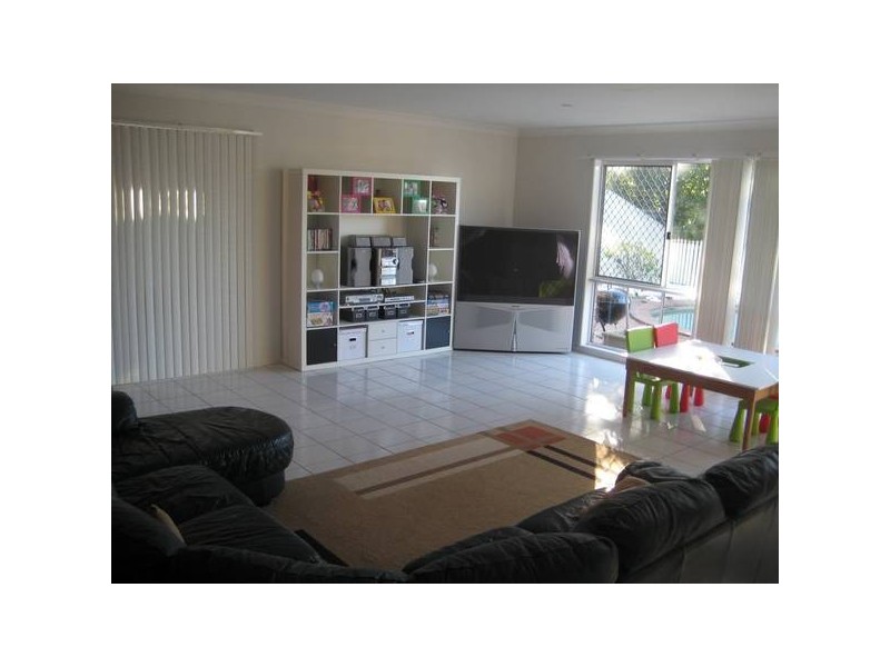 29 Burstall Avenue, Belmont QLD 4153