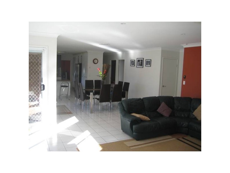 29 Burstall Avenue, Belmont QLD 4153