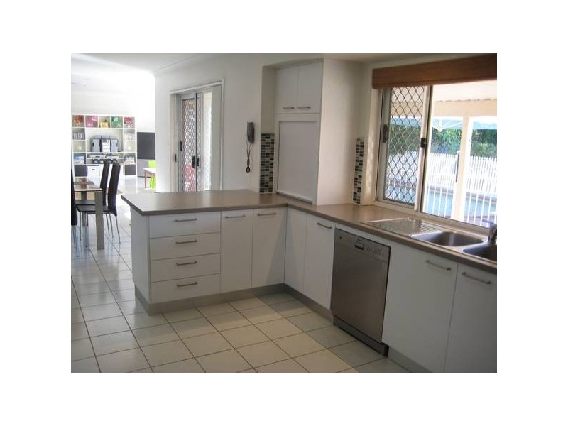 29 Burstall Avenue, Belmont QLD 4153