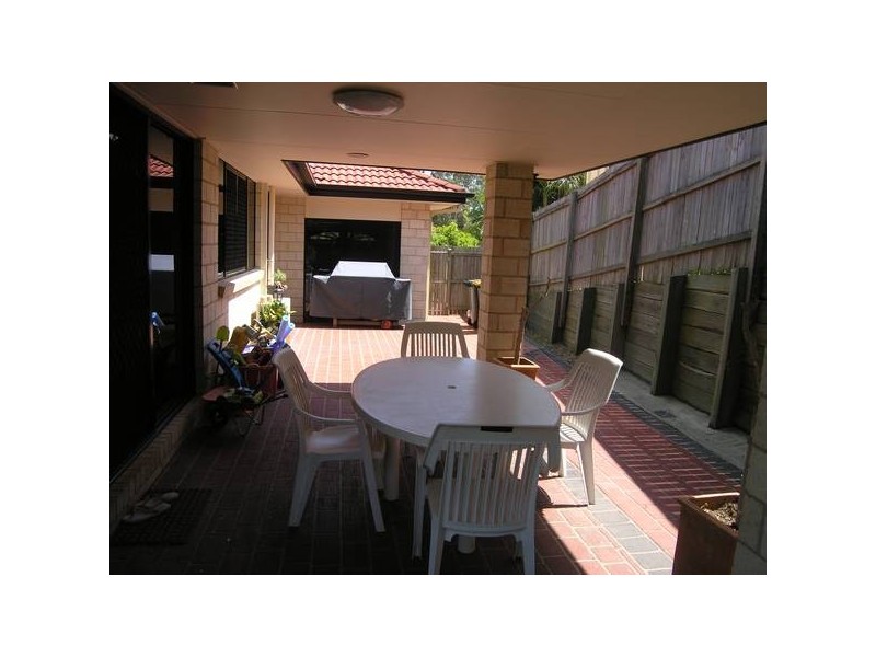 12 Turubul Crescent, Carindale QLD 4152