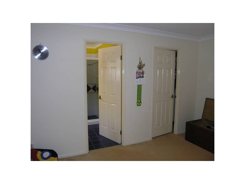 12 Turubul Crescent, Carindale QLD 4152