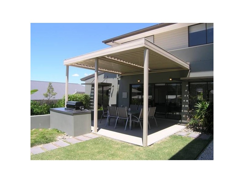 70 MOSS ROAD, Wakerley QLD 4154