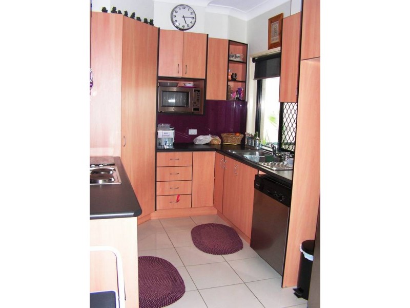 1/34 Pembroke Street, Carina QLD 4152