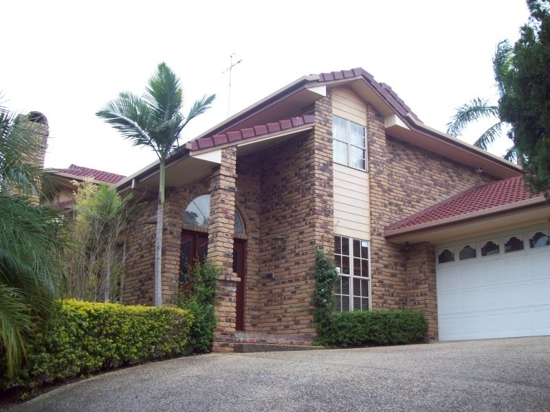 2 Eurong Street, Carina Heights QLD 4152