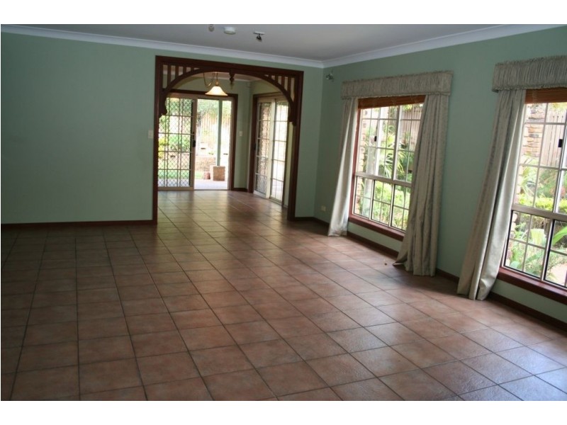 2 Eurong Street, Carina Heights QLD 4152