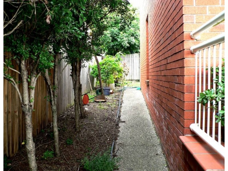 2/24 Simpson Street, Morningside QLD 4170