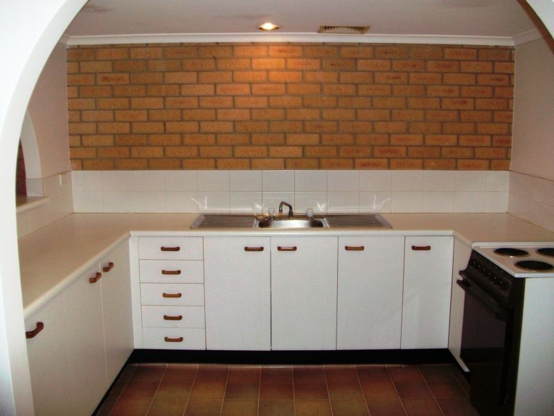 2/31 Agnes Street, Morningside QLD 4170