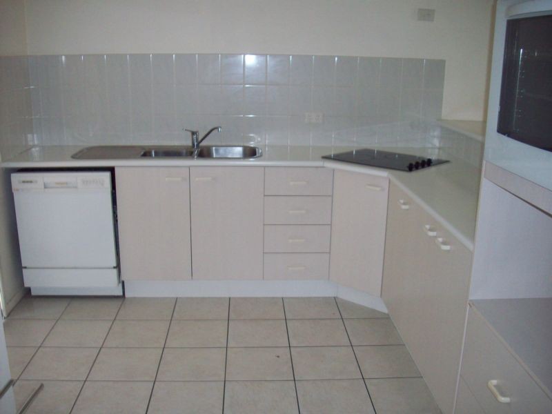 112 Foxton Street (17 Hillside Cres), Morningside QLD 4170