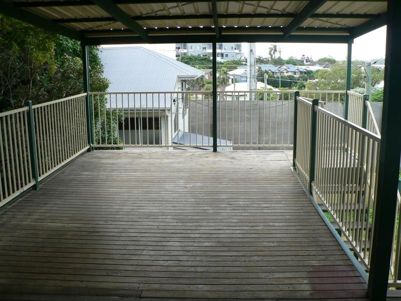 36 Richmond Road, Morningside QLD 4170