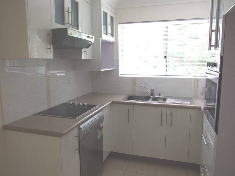 2/7 Malcolm Street, Hawthorne QLD 4171