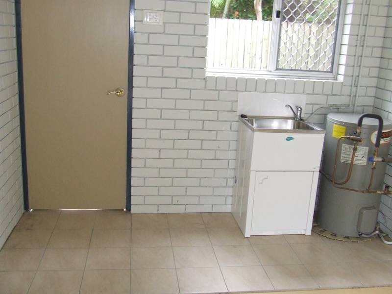 2/7 Malcolm Street, Hawthorne QLD 4171