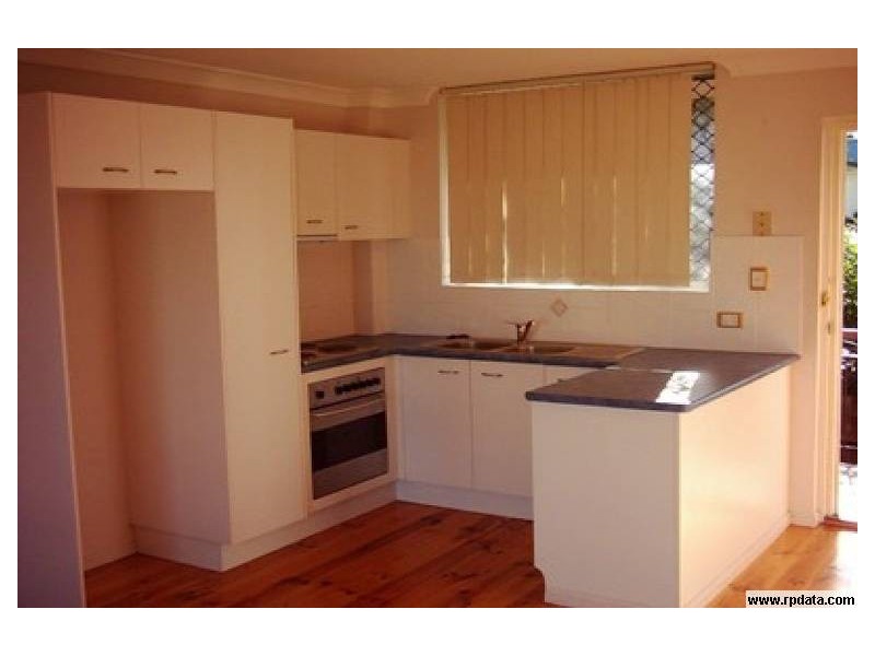 2/33 Deviney Street, Morningside QLD 4170