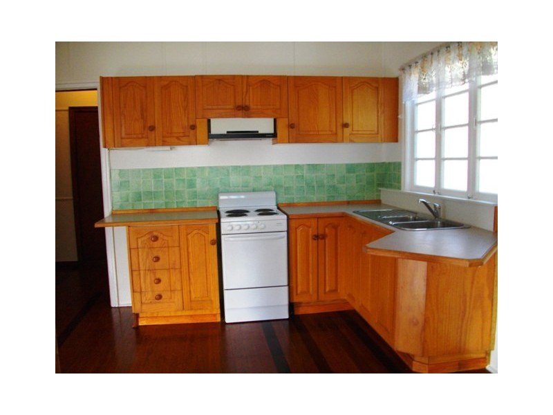 5 Cyril Street, Camp Hill QLD 4152