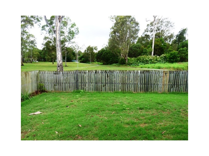 1/206 Wondall road, Manly West QLD 4179