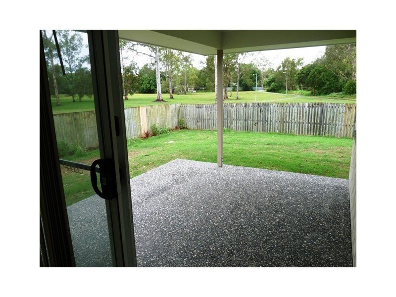 1/206 Wondall road, Manly West QLD 4179