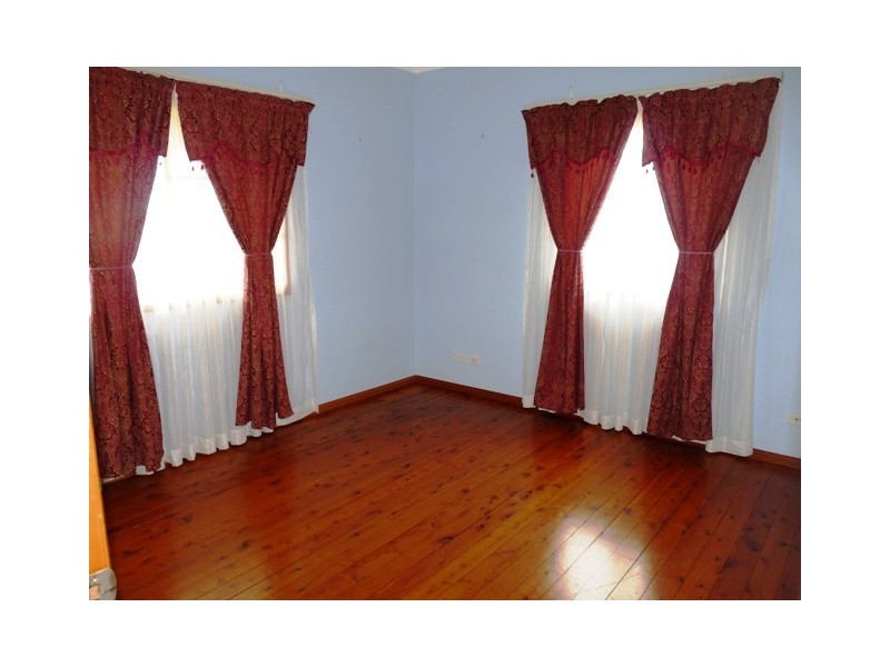 13 Hurd Tce, Morningside QLD 4170