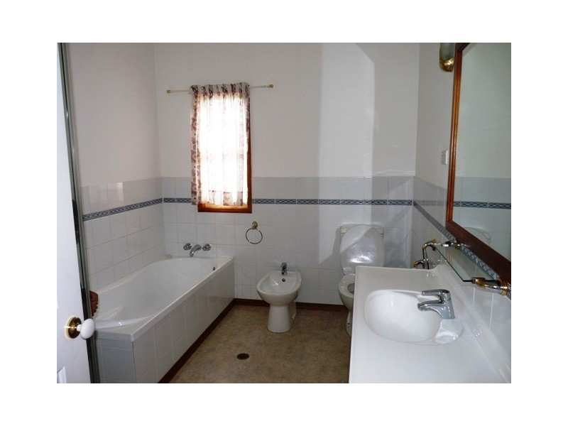 13 Hurd Tce, Morningside QLD 4170