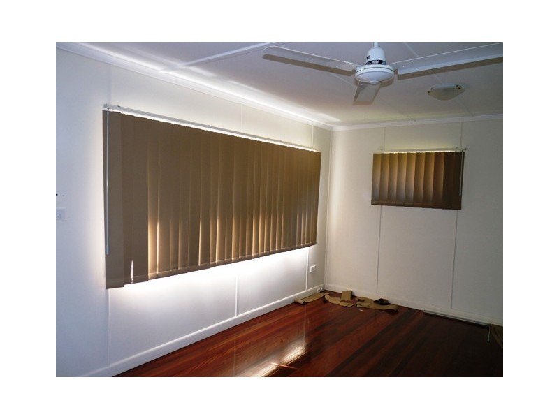 11 Camelia Street, Cannon Hill QLD 4170