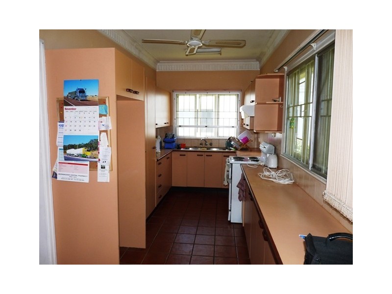 145 Junction Road, Morningside QLD 4170
