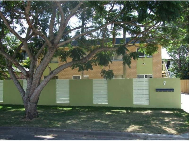 7 Malcolm Street, Hawthorne QLD 4171