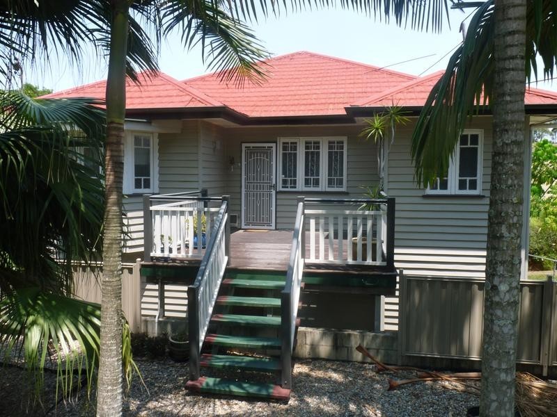 41 Longfellow Street, Norman Park QLD 4170