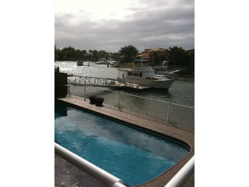 28 Intrpid Drive, Newport QLD 4020