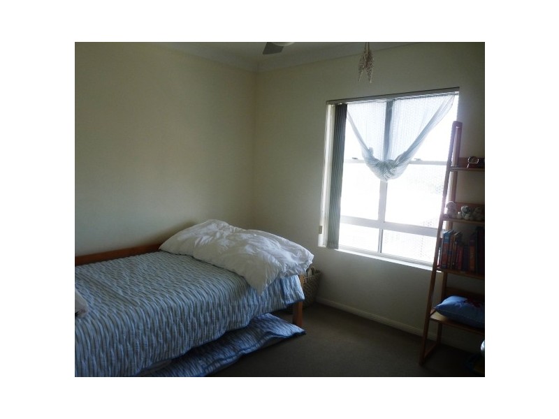 24/96 Norman Cresent, Norman Park QLD 4170