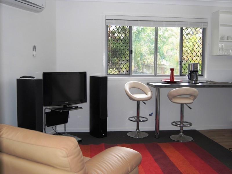 18 Young Street, Milton QLD 4064