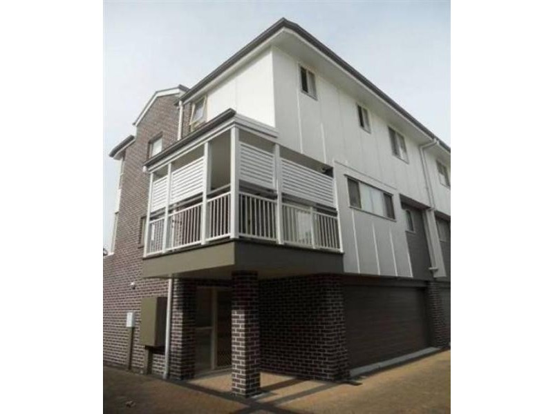 4/32 Herbertson Rd, Carina Heights QLD 4152