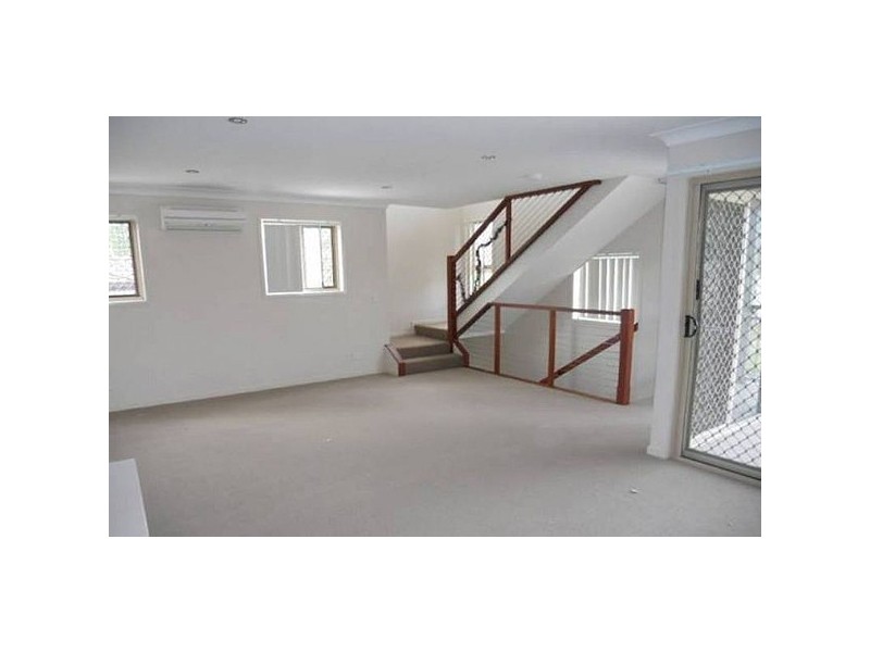 4/32 Herbertson Rd, Carina Heights QLD 4152