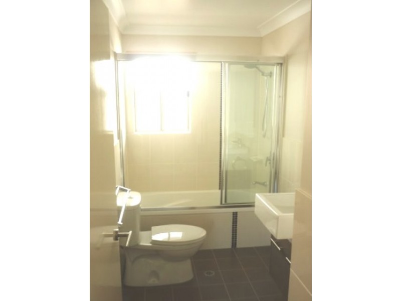 4/32 Herbertson Rd, Carina Heights QLD 4152