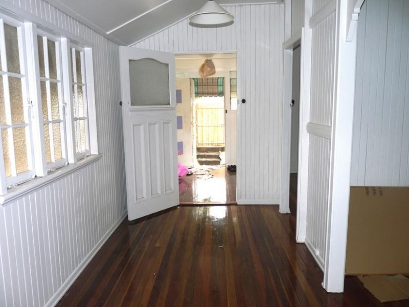 352 Wynnum Road, Norman Park QLD 4170