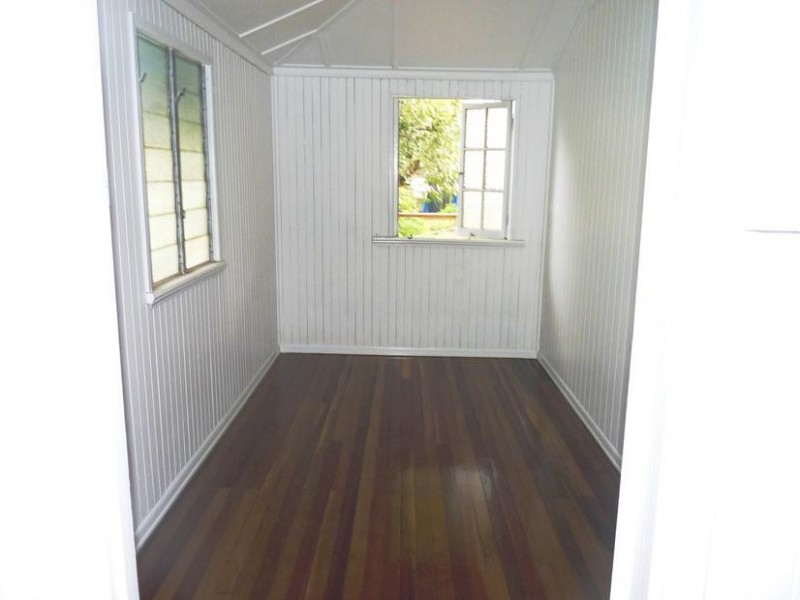 352 Wynnum Road, Norman Park QLD 4170