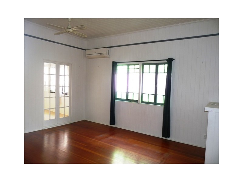 17 Angew Street, Norman Park QLD 4170