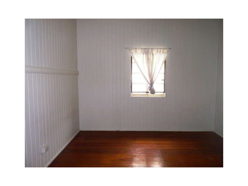 17 Agnew Street, Norman Park QLD 4170