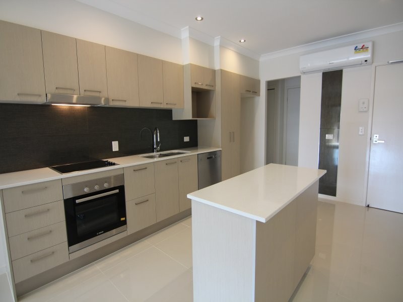 4/255 Wynnum Road, Norman Park QLD 4170