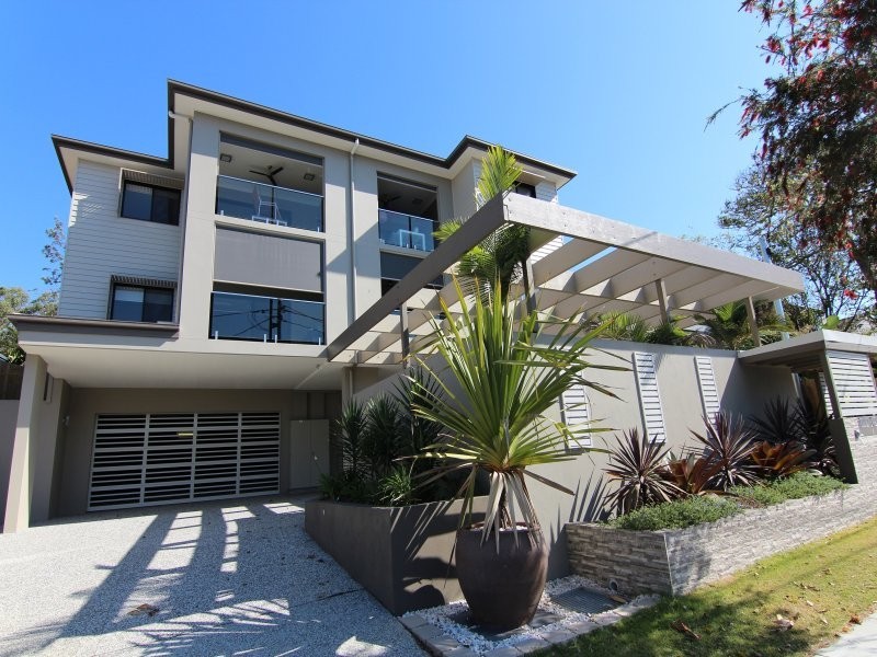 4/255 Wynnum Road, Norman Park QLD 4170