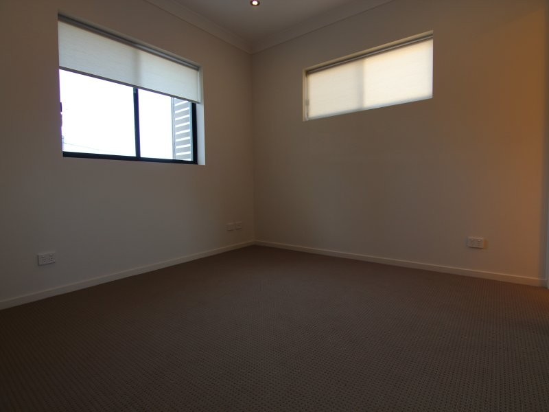 4/255 Wynnum Road, Norman Park QLD 4170