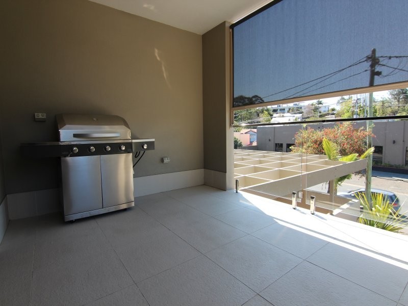 4/255 Wynnum Road, Norman Park QLD 4170