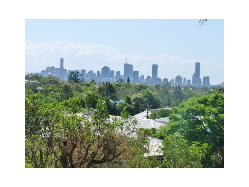 19 Combles Road, Camp Hill QLD 4152
