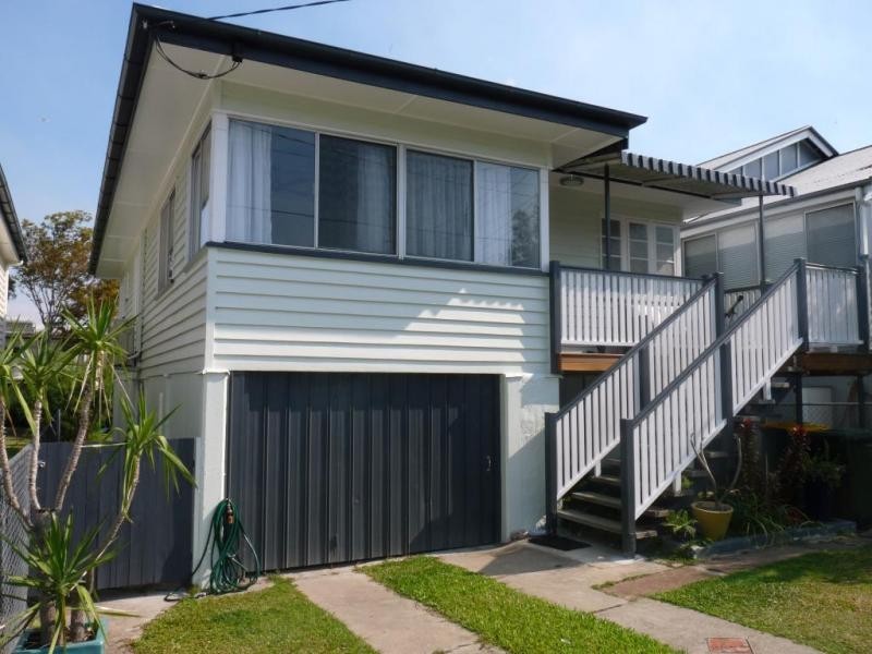 77 Grosvenor Street, Morningside QLD 4170