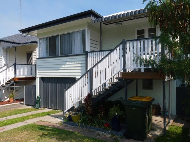 77 Grosvenor Street, Morningside QLD 4170