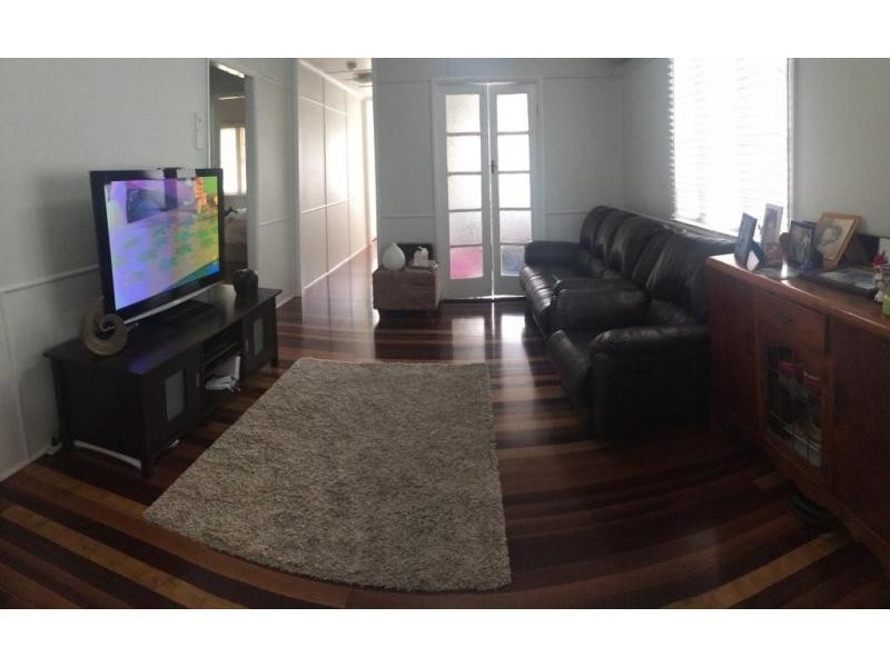 77 Grosvenor Street, Morningside QLD 4170