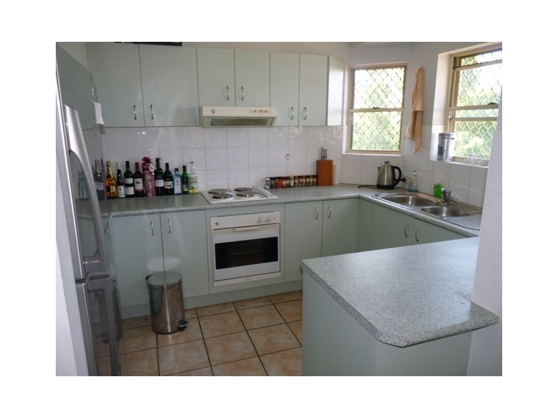 1/64 Miles Street, Hawthorne QLD 4171