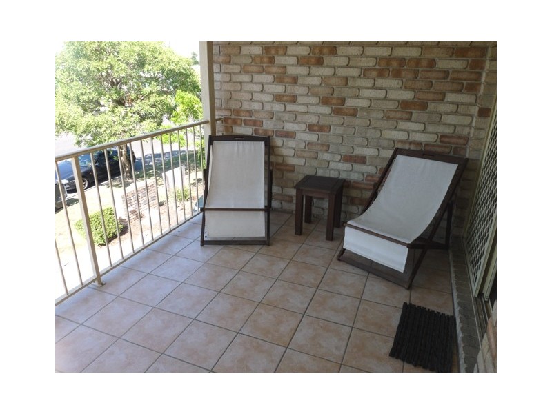1/64 Miles Street, Hawthorne QLD 4171