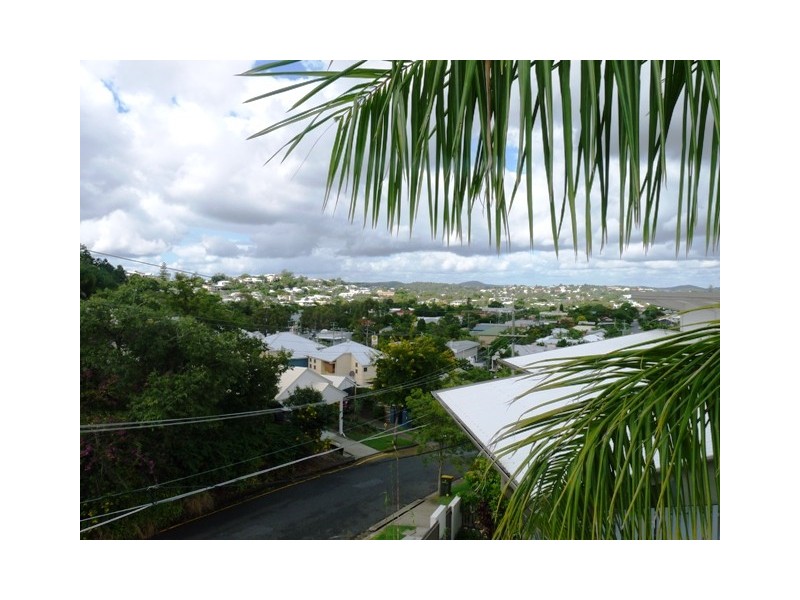 20 Riddell Street, Bulimba QLD 4171