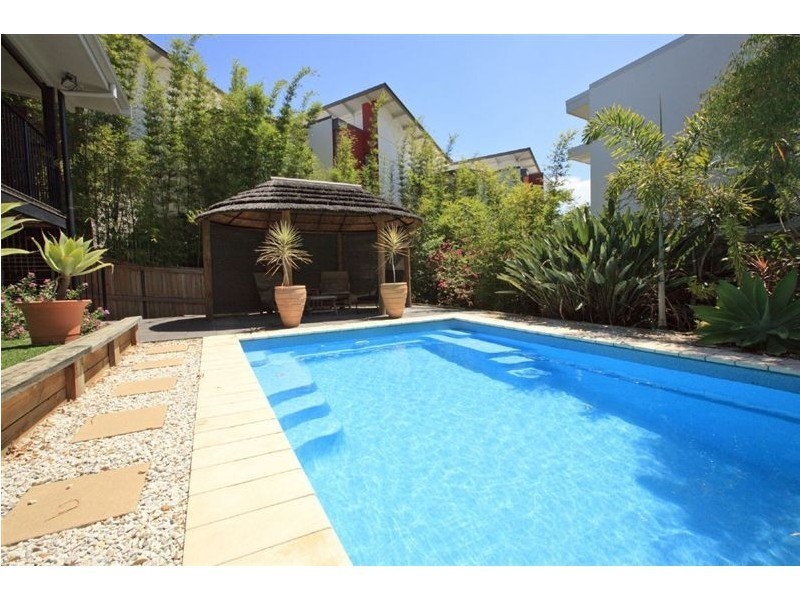 20 Riddell Street, Bulimba QLD 4171