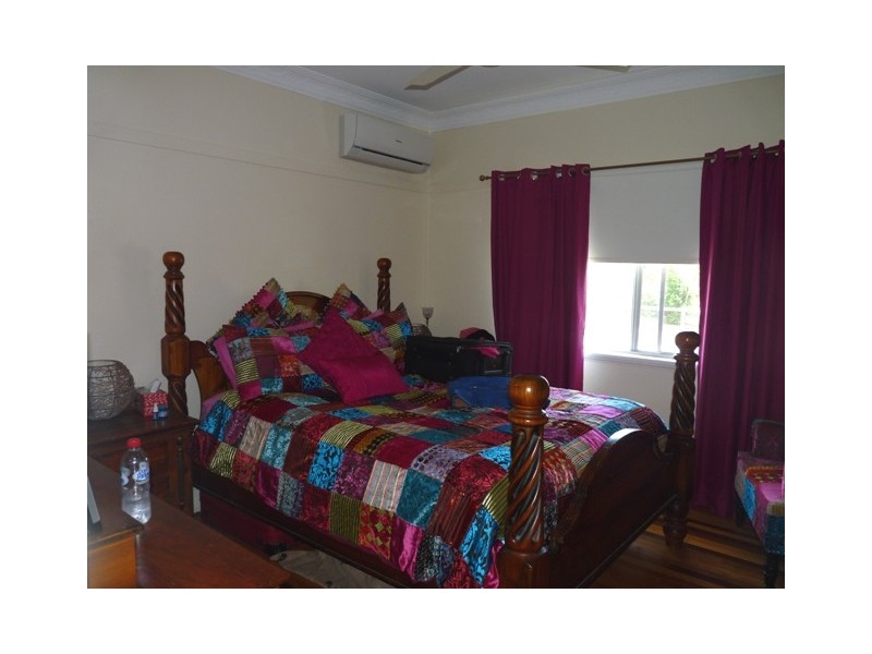 79 Grosvenor Street, Balmoral QLD 4171