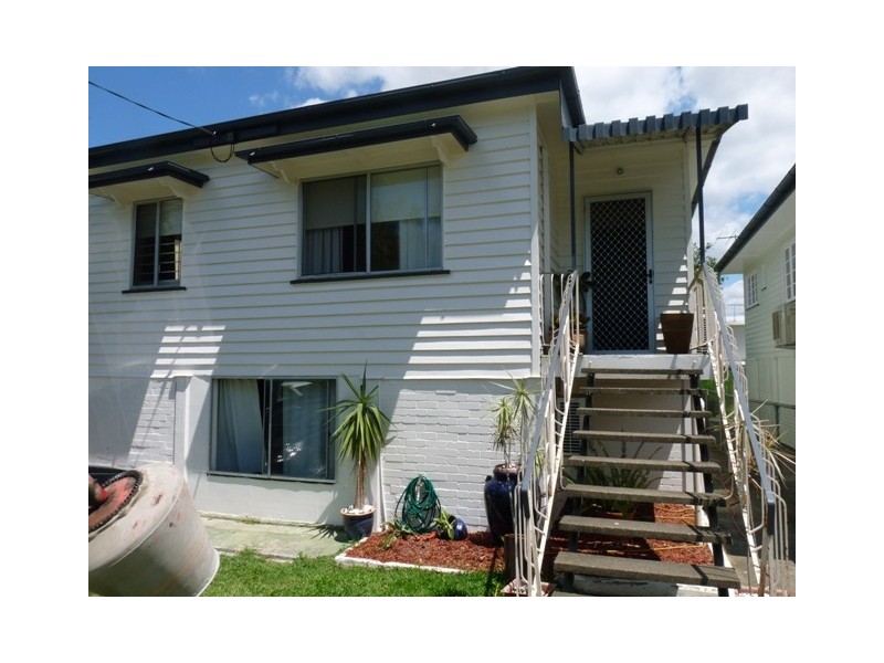 79 Grosvenor Street, Balmoral QLD 4171