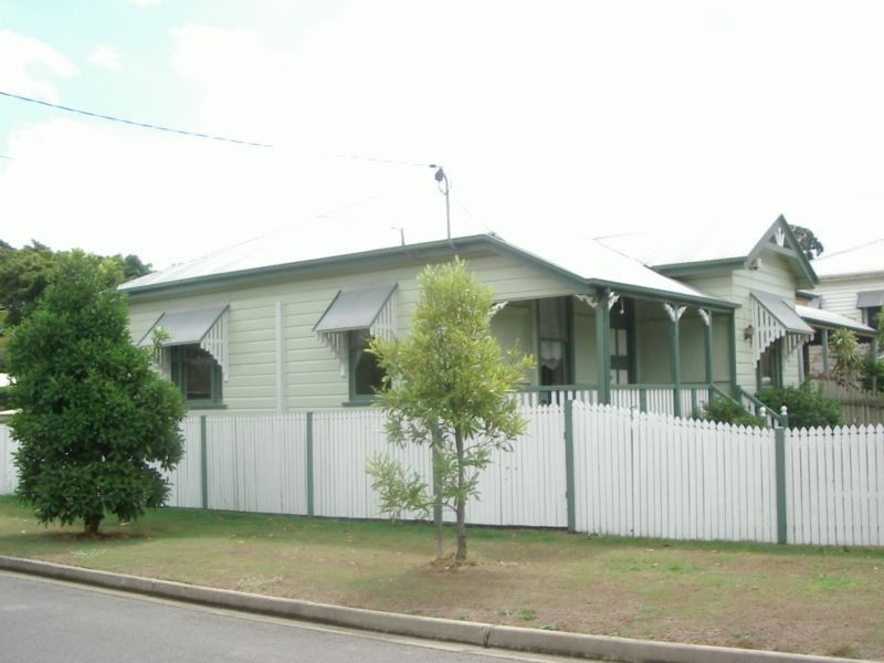 118 Barrack Road, Cannon Hill QLD 4170